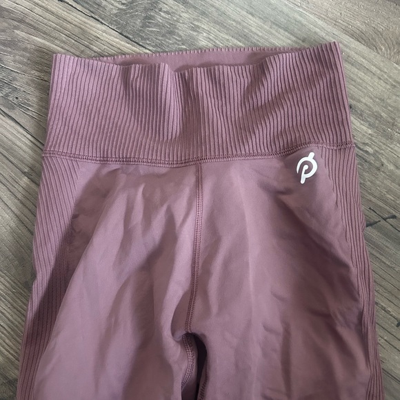 Peloton Seamless High Rise Leggings size XS/S - Picture 3 of 9